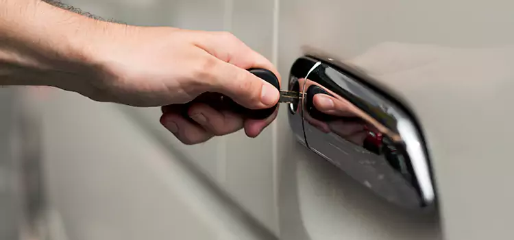 Why Choose Our Auto Locksmith Team in Lawrence, MA?